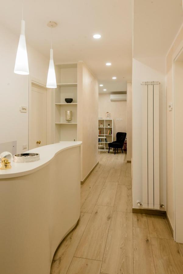 Le Vestali Guest House Roma Exterior foto